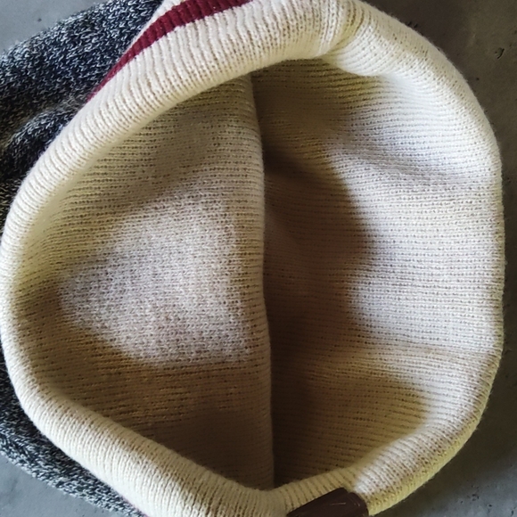 New Grey knit beanie! - Picture 3 of 4